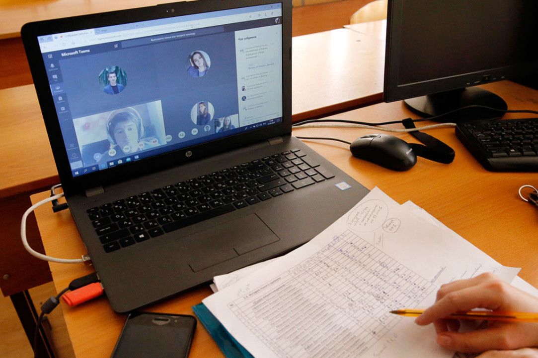 Иллюстрация к новости: Дмитрий Аббакумов: Данные обучающих онлайн-платформ могут принести пользу и студентам, и преподавателям